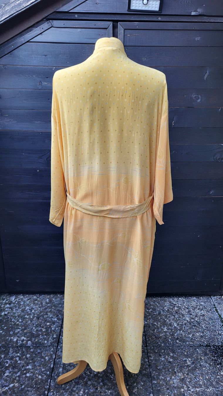 Kimonos: Kimono jaune soie – Neu und originalverpackt aus Fribourg von VictoriaShop7 1