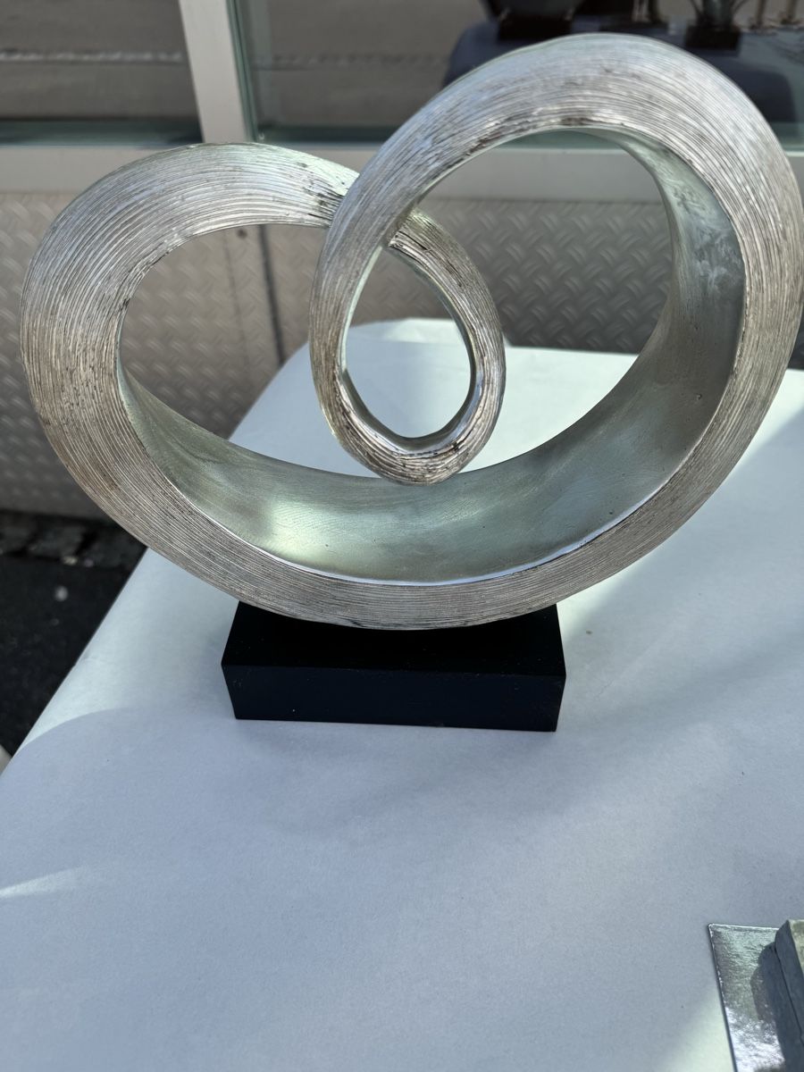 Tutte le decorazioni: Deko-Skulptur – Nuovo (secondo la descrizione) da Itingen venduto da miriampetrucci