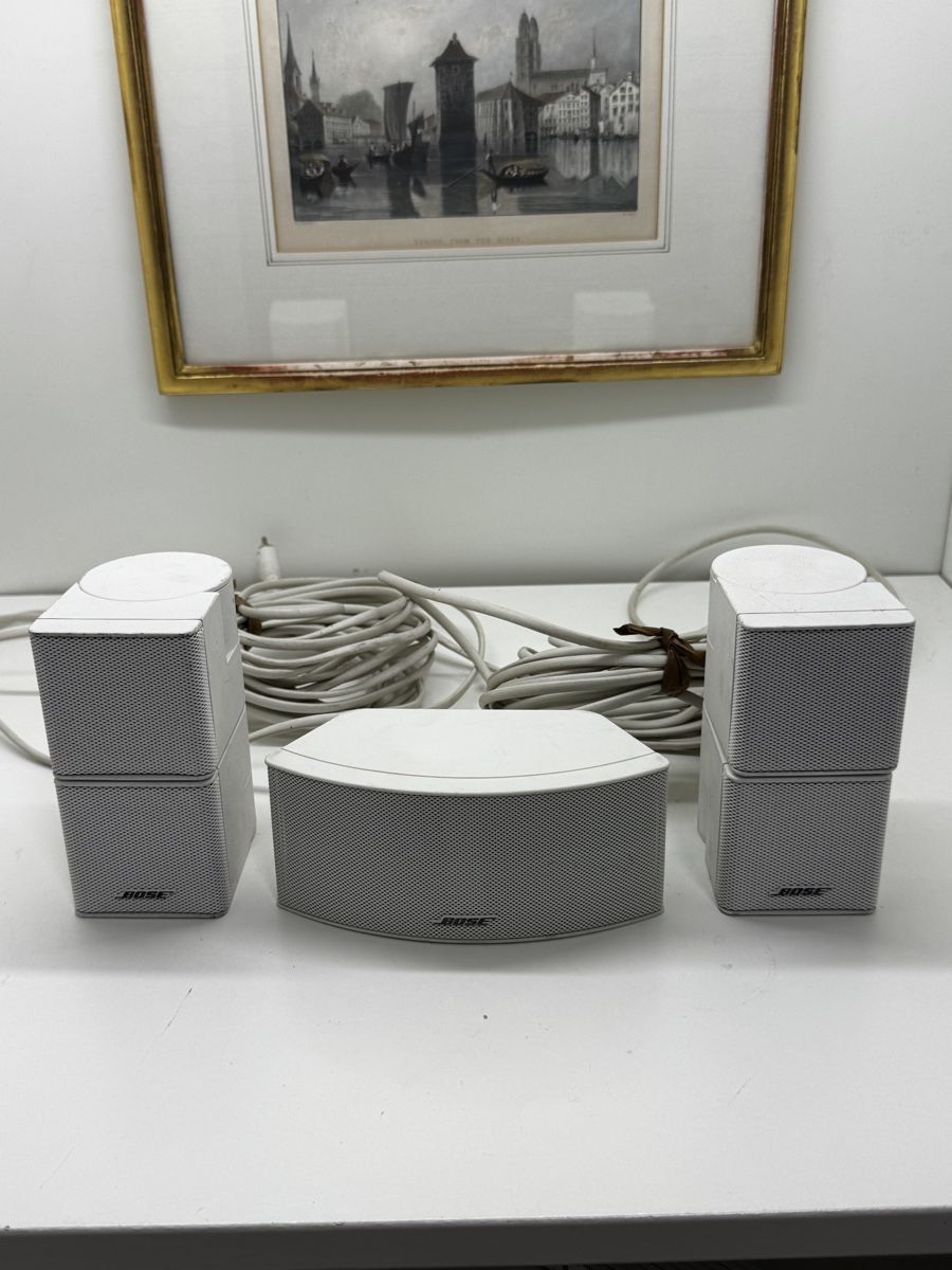 Casse acustiche: BOSE Lautsprecher weiss 3-teiliges Set gebraucht – Usato da Schlieren venduto da Eldi84