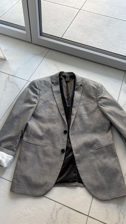 Kiomi Blazer 48