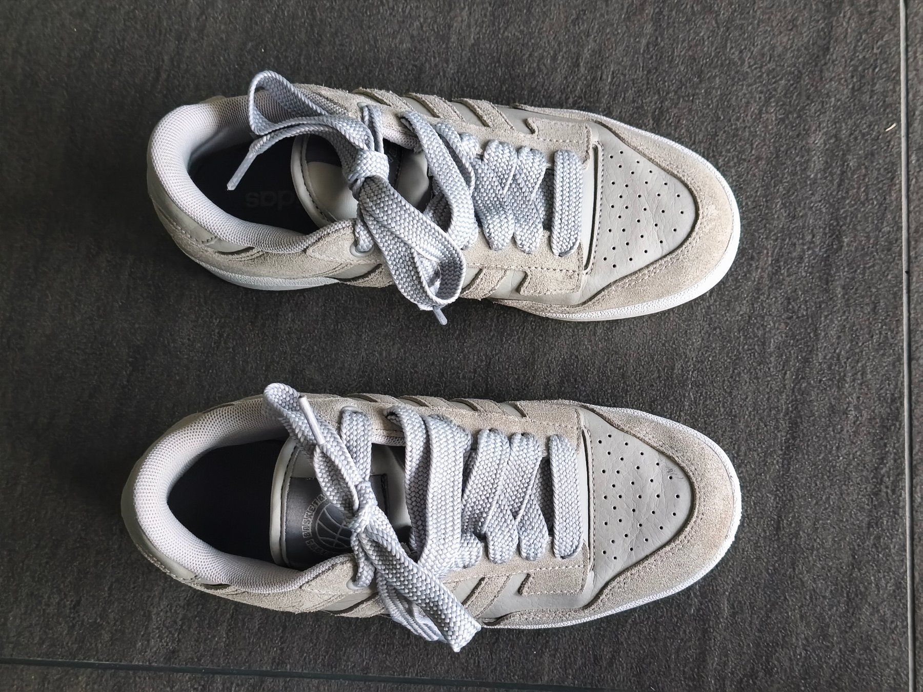 Adidas Herrenschuhe: Sneakers Adidas - Grösse 39.5 – Gebraucht aus Jegenstorf von Juchlistock 2