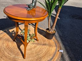 Table basse, table de appoint ancienne en bois