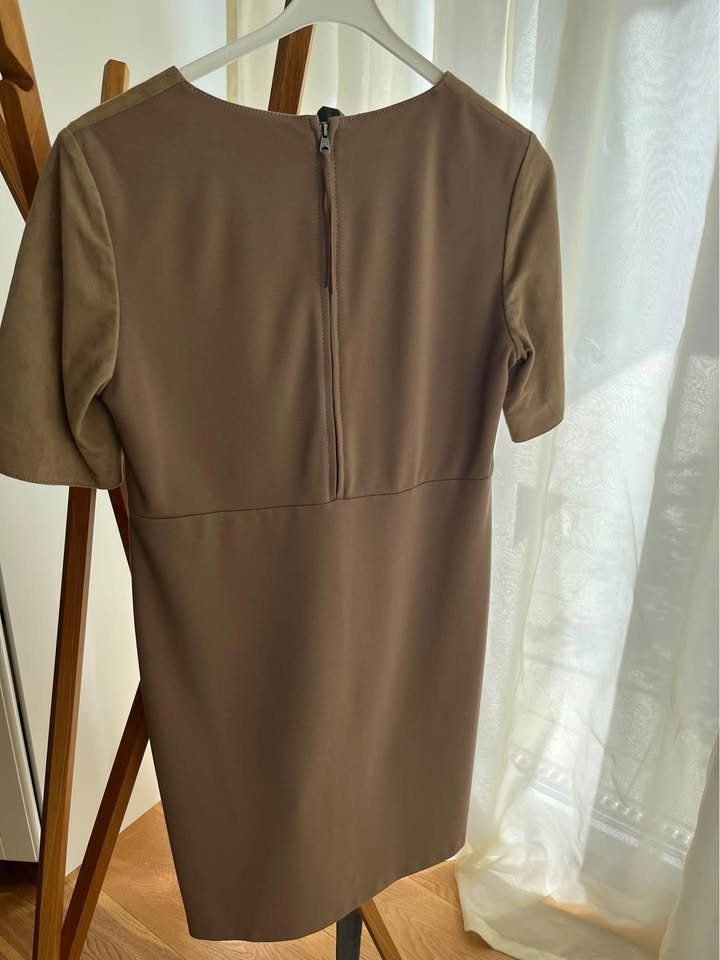 Max Mara Kleider: Max Mara Suede Dress (38) – Gebraucht aus Kilchberg ZH von deedee3 1