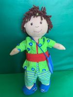 HABA Kuschel-Puppe / Stoffpuppe „Yannick“ (34 cm)
