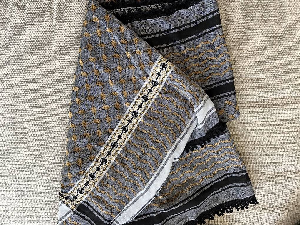Foulards, Tücher & Schals: Palästinensertuch – Neu und originalverpackt aus Zürich von AyJay 3
