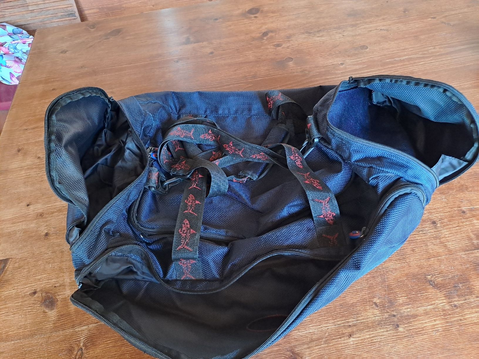 Taschen: Sport/Reisetasche – Gebraucht aus Schötz von Alesig71 4