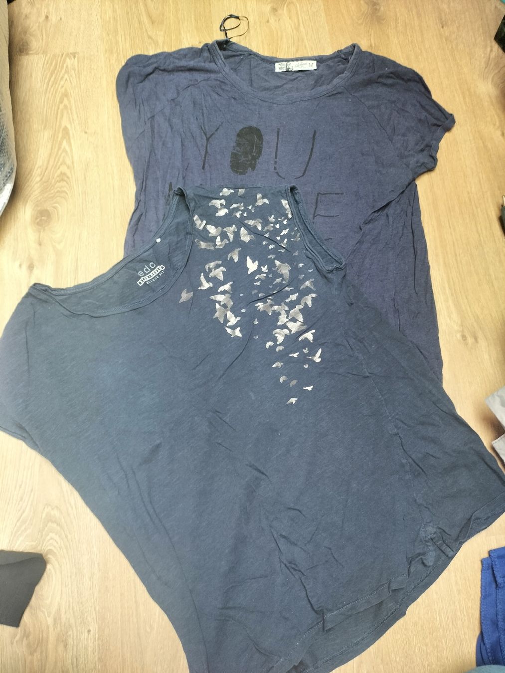 T-shirt: t-shirt lot de 2 – Usato da Gillarens venduto da Emy_28 1