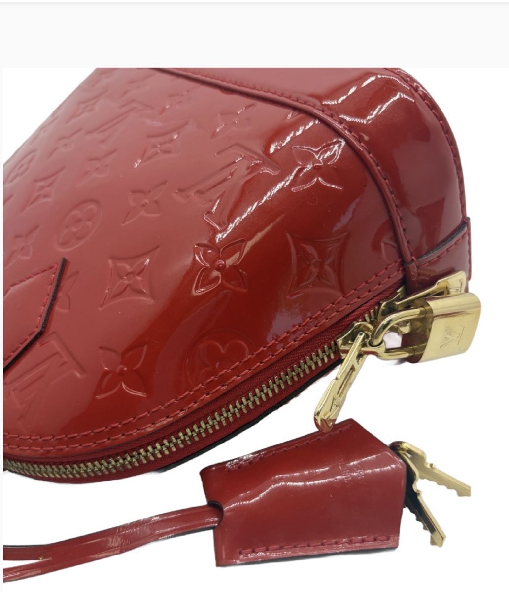 Louis Vuitton Borse: Lv alma BB red enamel leather – Nuovo (secondo la descrizione) da Satigny venduto da rii_mh6c 1