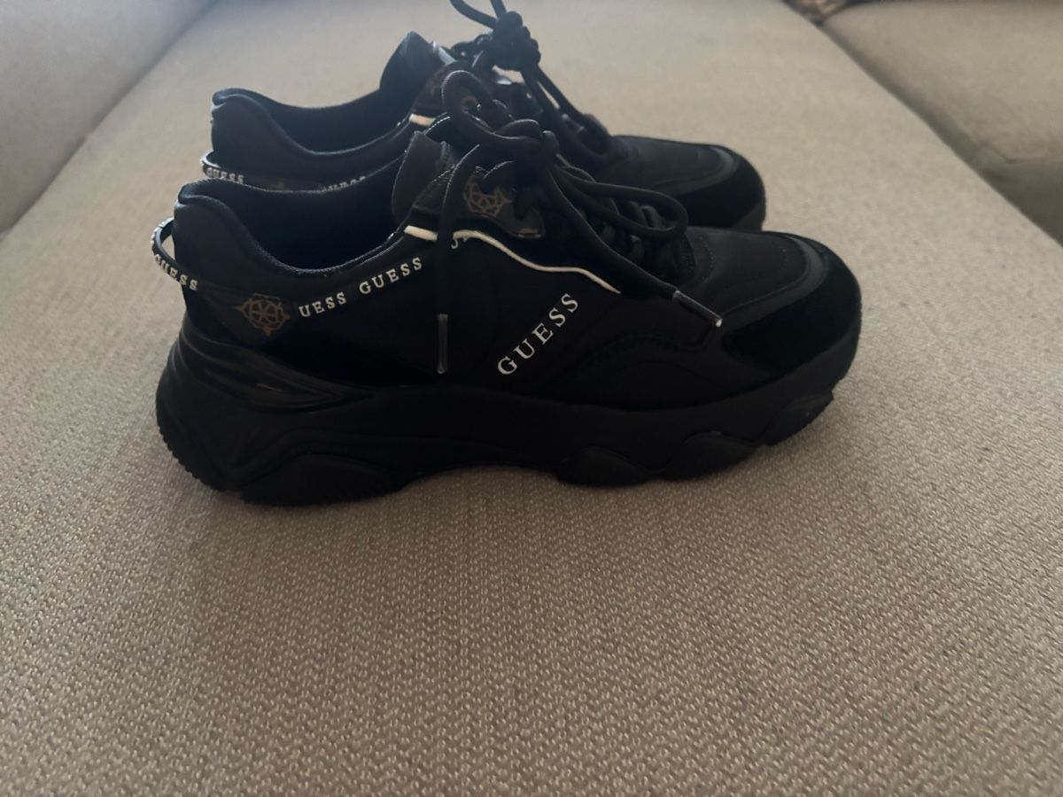 Guess Scarpe da donna: Basket Guess taille 37 – Nuovo (secondo la descrizione) da Genève venduto da ste_k6dj
