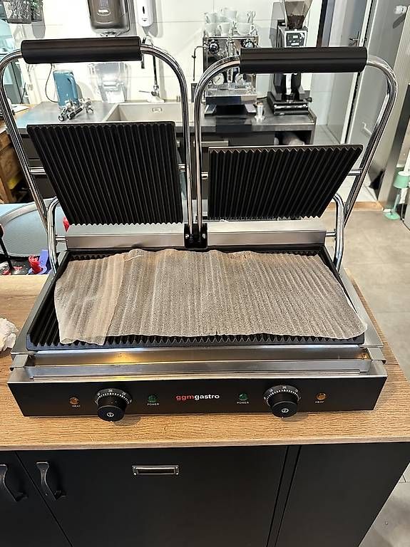 Ggm Gastro Elettrodomestici da cucina: Kontaktgrill – Usato da Biel/Bienne venduto da pro_6l5g