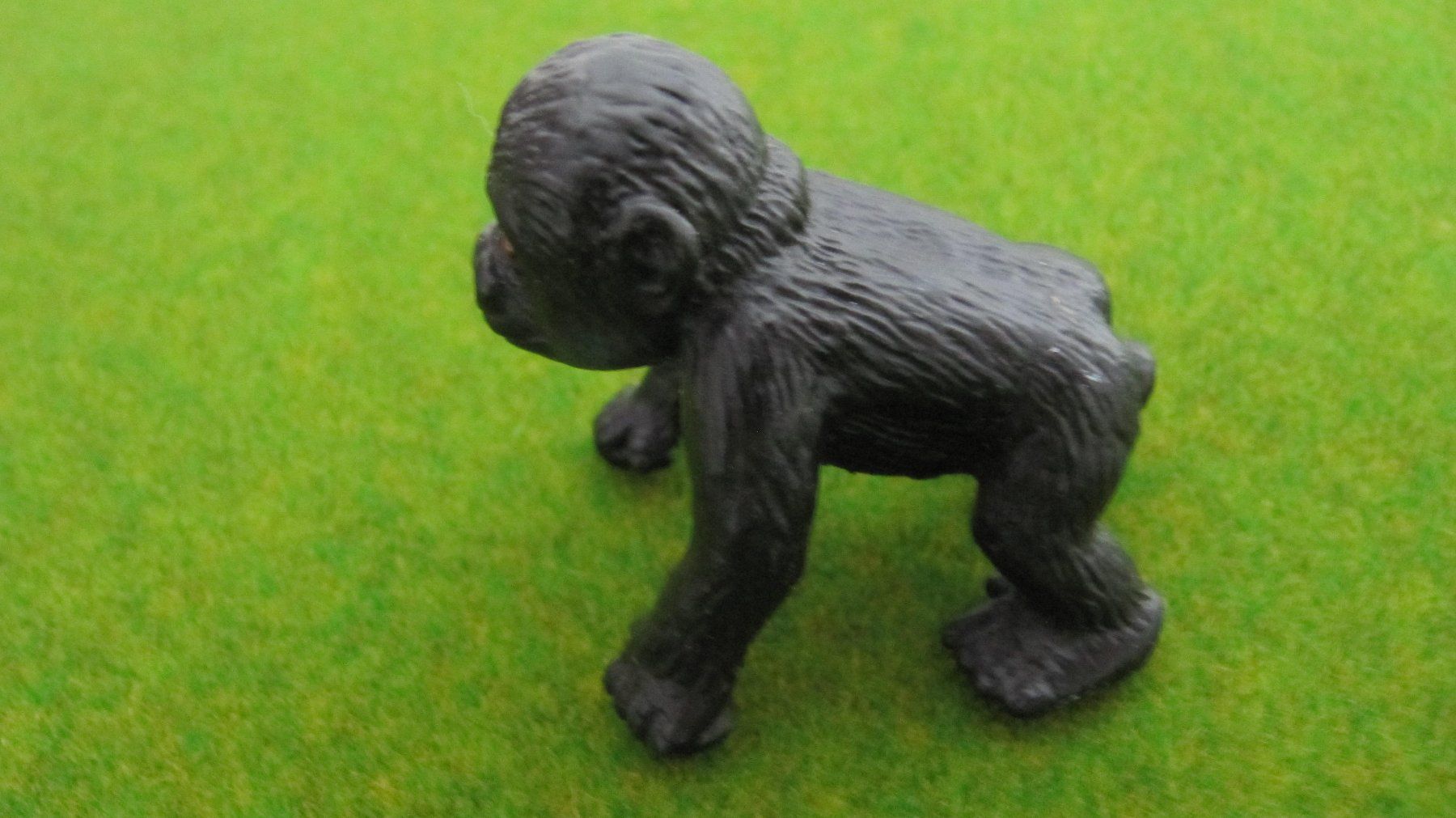 Schleich Giocattoli: Schleich Gorilla mit Baby – Usato da Brunnen venduto da Kiwiland1 3