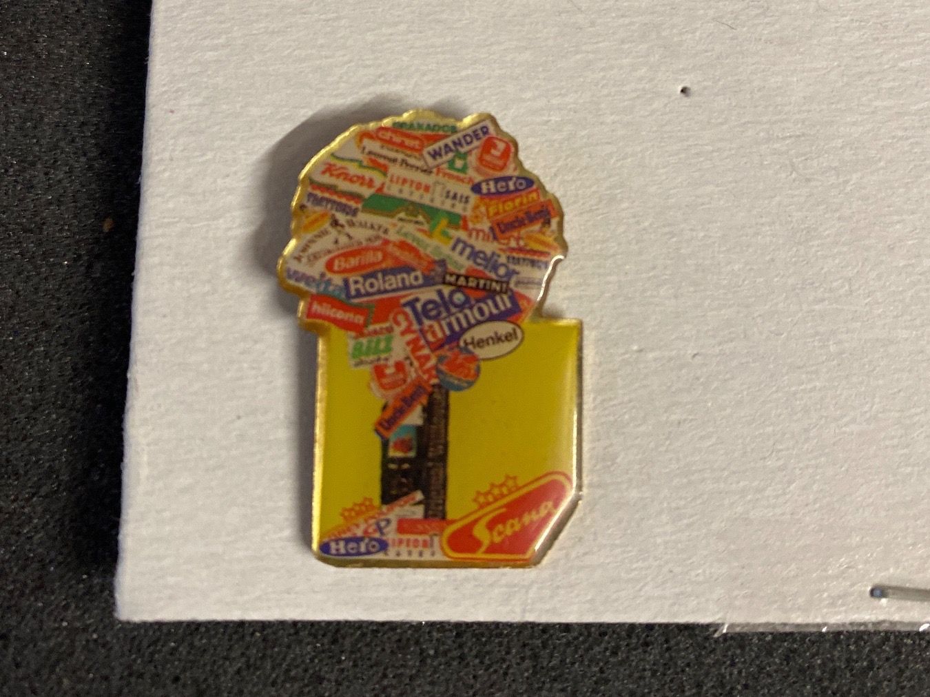 Placchette & Badge: PIN'S - SCANA – Usato da Le Brassus venduto da cinema13