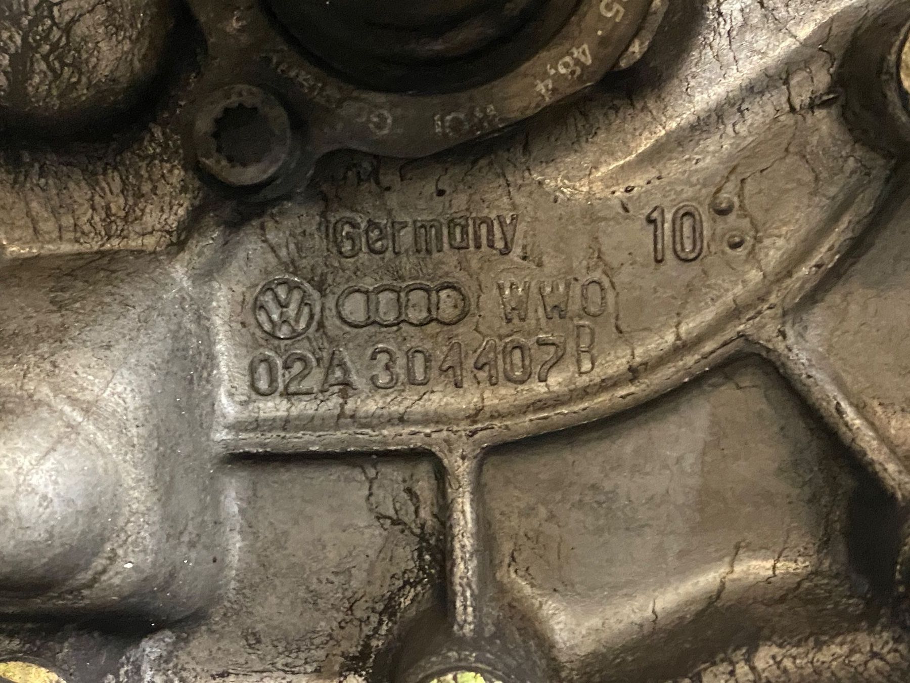 VW Tutti pezzi di ricambio auto: VW 16v Getriebe – Usato da Schaan venduto da Tovantastiko15 5