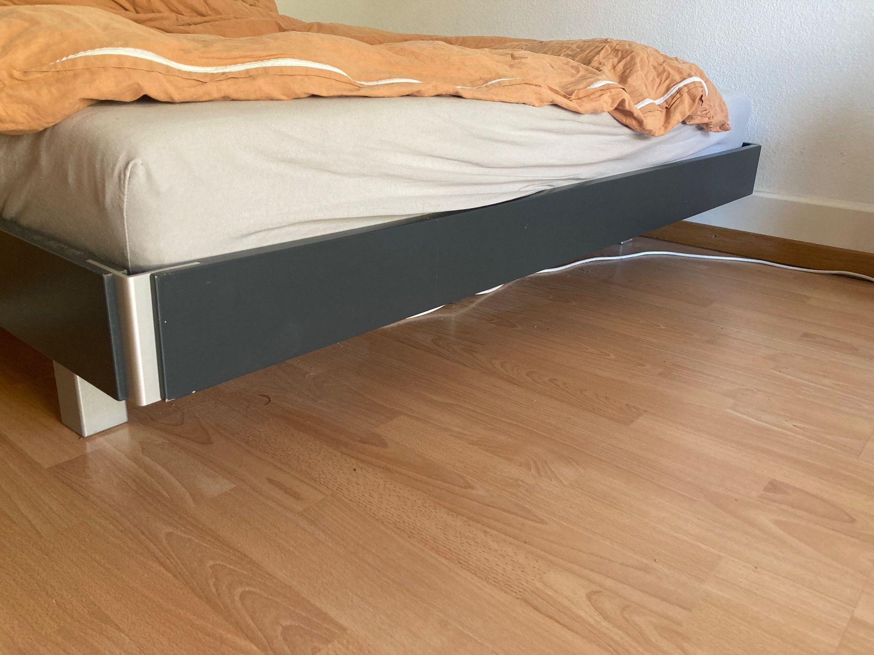 Betten: Bettrahmen – Gebraucht aus Zürich von nat_f62t 1