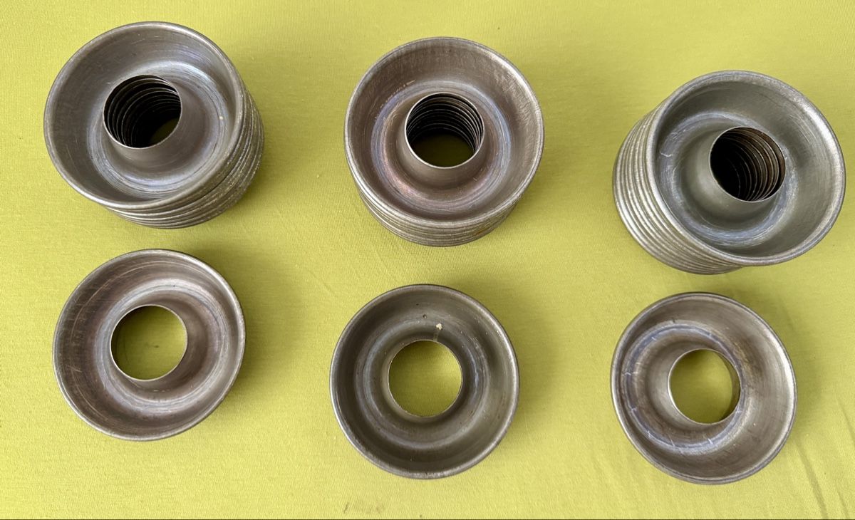 Backformen: Backformen Bundtform Blech, 33 Stueck gebraucht – Gebraucht aus Libingen von Wisli