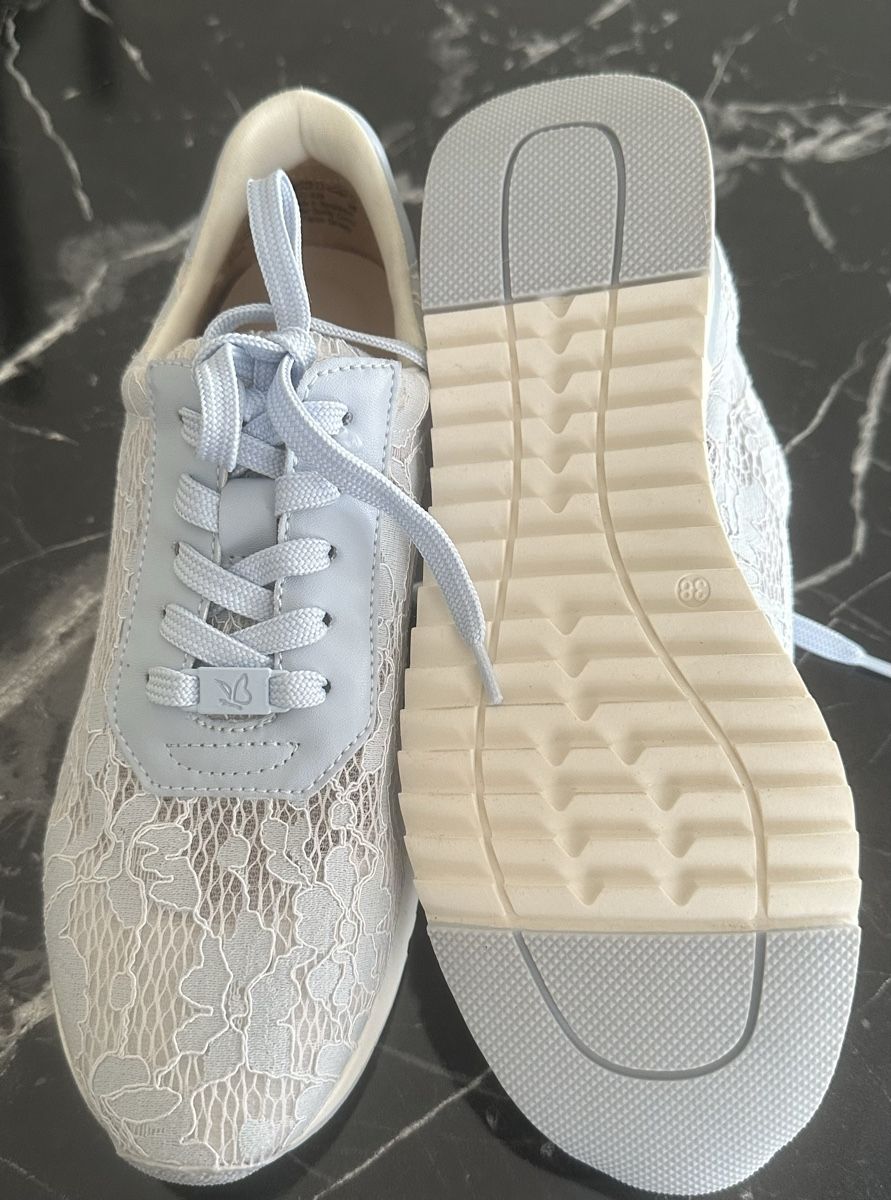 Scarpe da donna: Damen Sneaker Caprice Gr. 38, ungetragen – Nuovo (secondo la descrizione) da Mauensee venduto da Braut-kleid 3