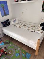 Kinderbett weiss/braun sfr.50.-/Stück 