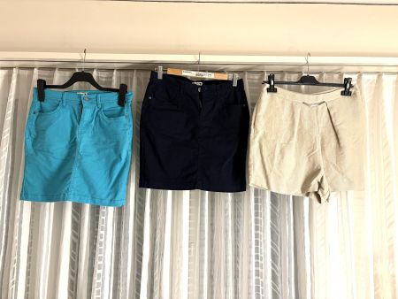 Damenjupes 2 Stück mit 1 Hosen Grösse S