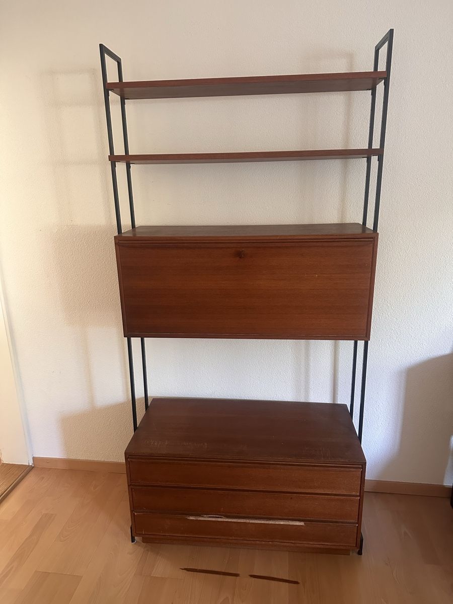 Regale: Vintage Wandregal  – Gebraucht aus Zürich von Flokke33