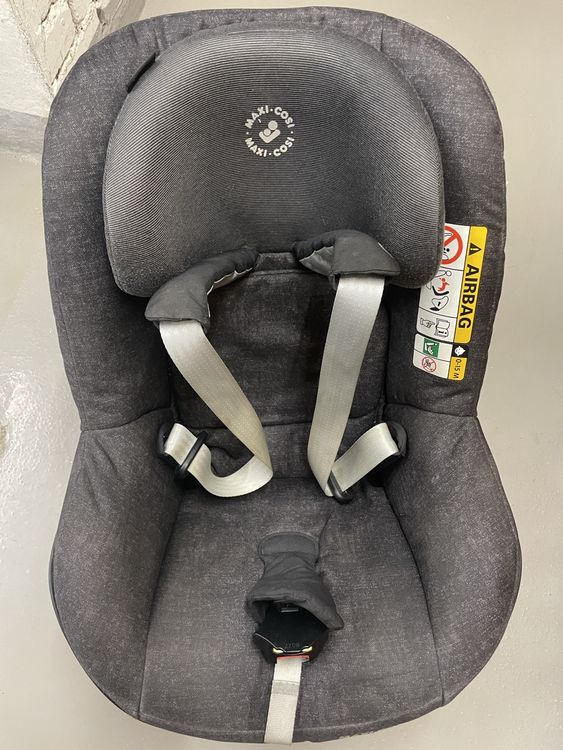 Maxi-Cosi Sièges auto: Maxi Cosi Babyschale Pebble – D'occasion à Luzern par e_r_s98p