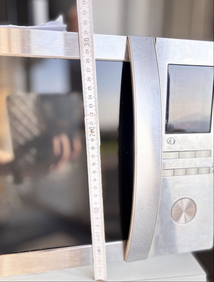 Elettrodomestici da cucina: Microwave  – Usato da Zug venduto da joepg
