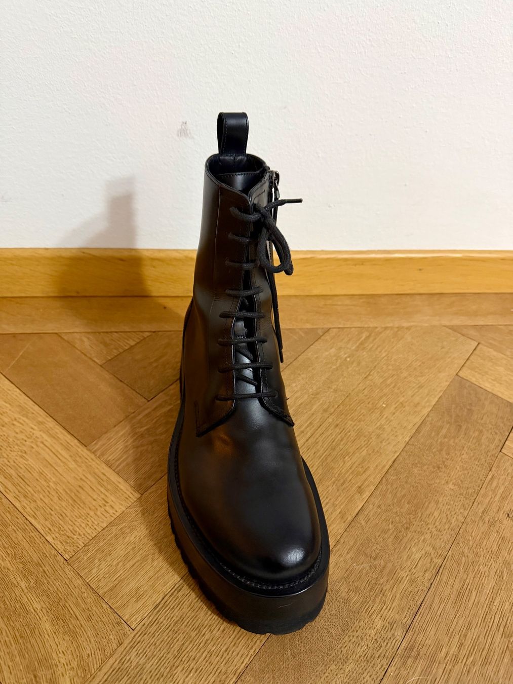 Valentino Herrenschuhe: Stivali Anfibi Valentino  - come nuove - taglia 41 – Gebraucht aus Lugano von can_xdd8 3