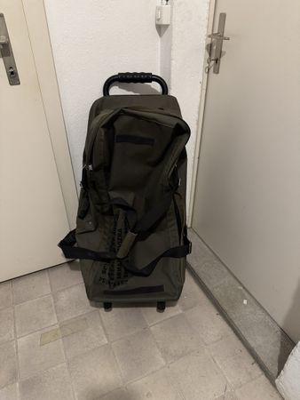 Militär Rollkoffer / Mutterschiff
