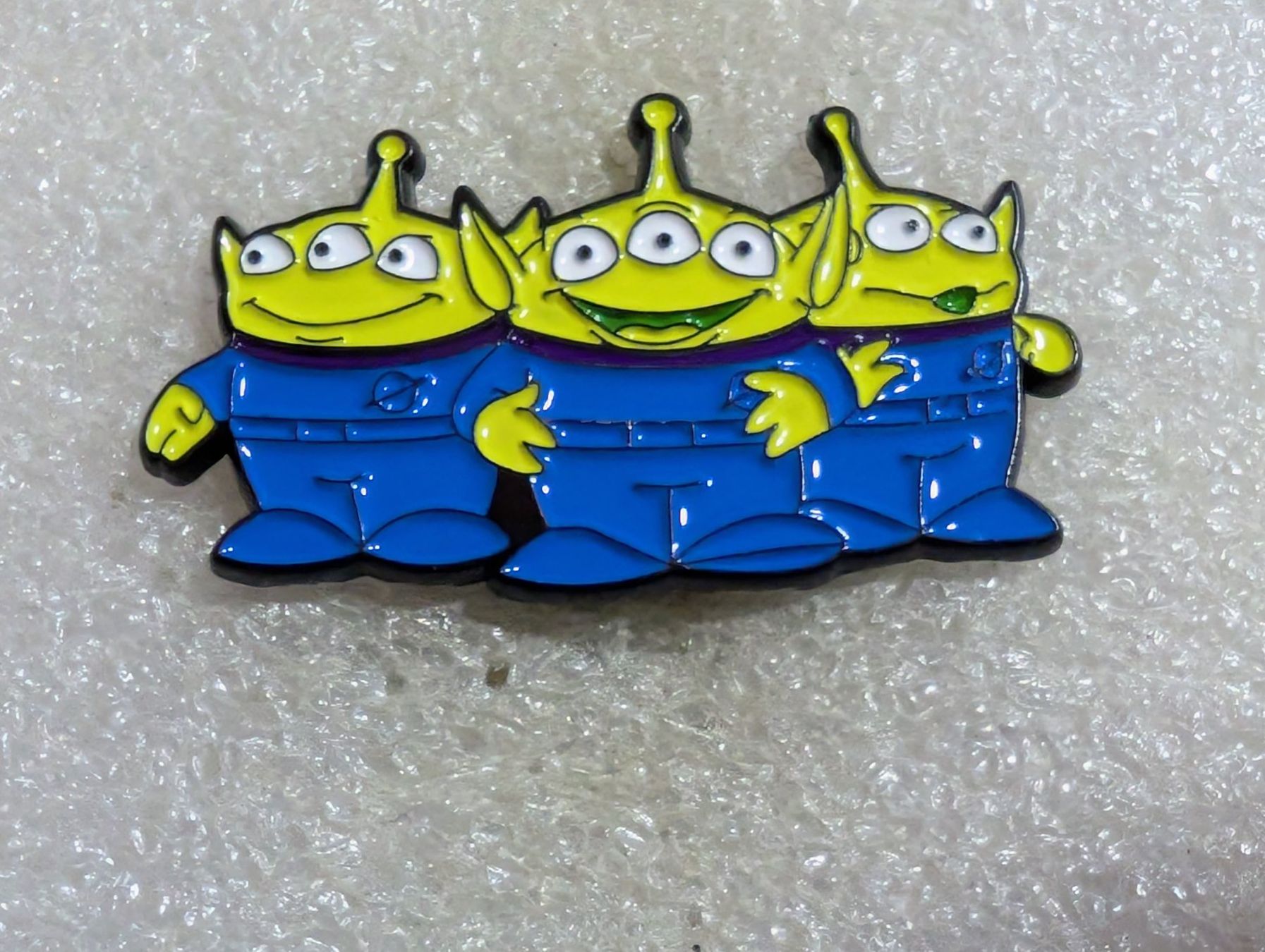 Placchette & Badge: Ansteckbutton 238: Disney – Usato da Oppligen venduto da Pin-Fall-Shop