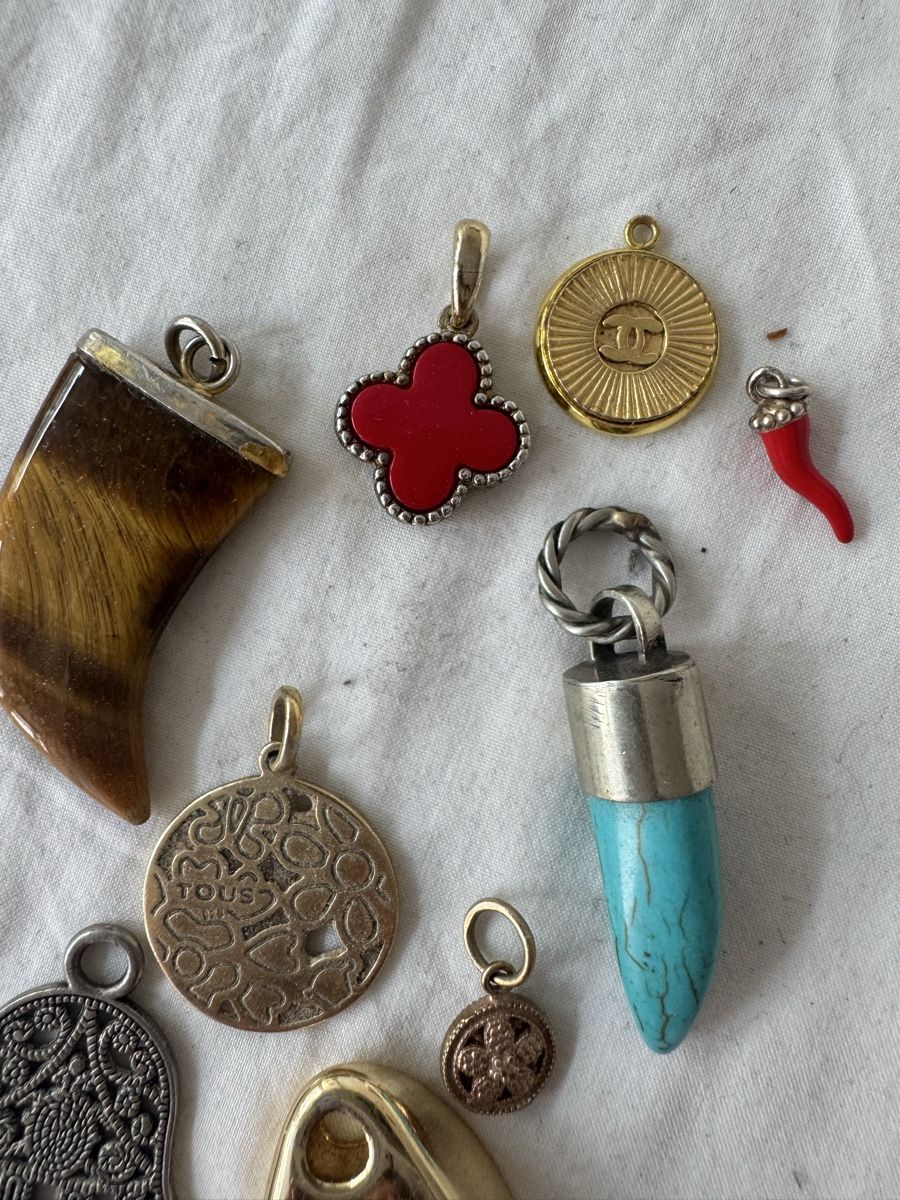 Ciondoli: pendentifs divers - Collection d'été originale! – Usato da Genève venduto da lejardindesvetements 2