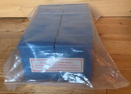 Packung mit 12 Schachteln Kerzen Kriegsreserve der CH Armee