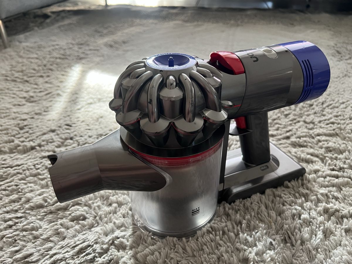 Dyson Aspirapolveri & Accessori: Dyson V8 – Usato da Vauderens venduto da Sah-C1995 2