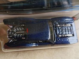 Hot Wheels Batmobile