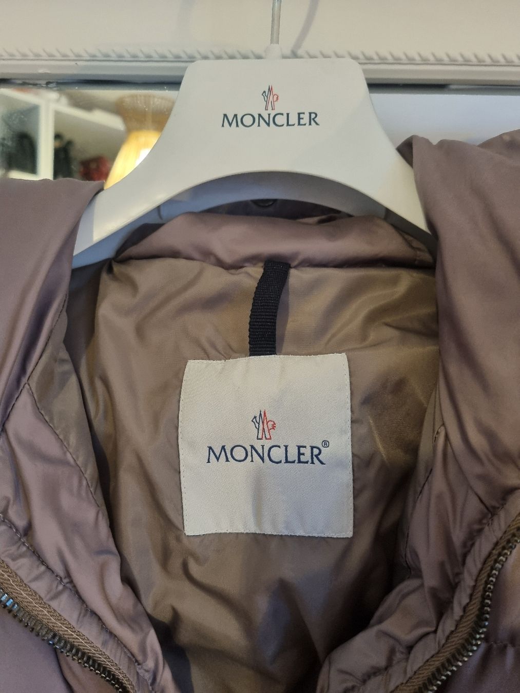 Moncler Giacche: doudoune Moncler – Usato da Pont de la morge venduto da tatianar96 2