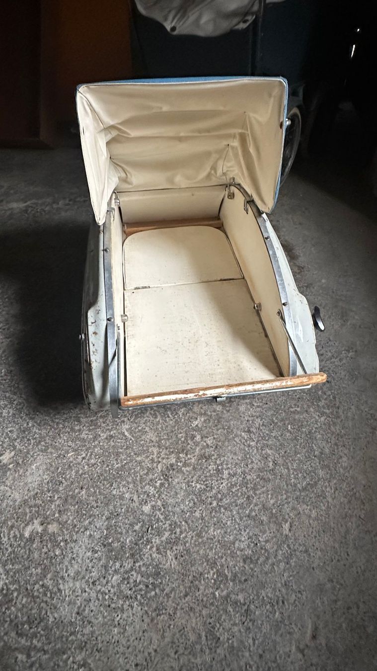 Carrozzine per bambole: Vintage Kinderwagen – Usato da Würenlos venduto da Sa_li 1