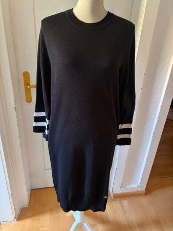 Cooles Kleid von GStar