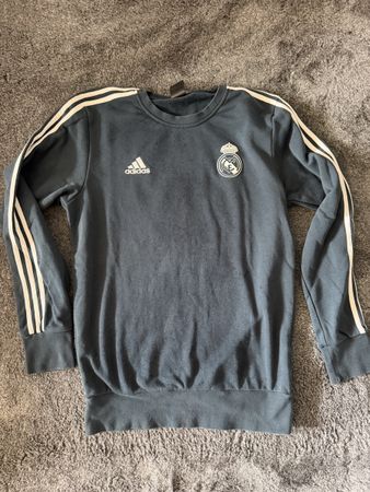 Adidas Pullover Real Madrid Grösse M guter Zustand