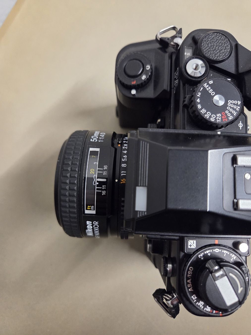 Nikon Fotocamera: Nikon FA Spiegelreflexkamera mit Objektiv – Usato da Dietikon venduto da Allegra34 9