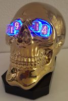 Nixie-Totenkopfuhr im einzigartigen Nixieröhren-Design