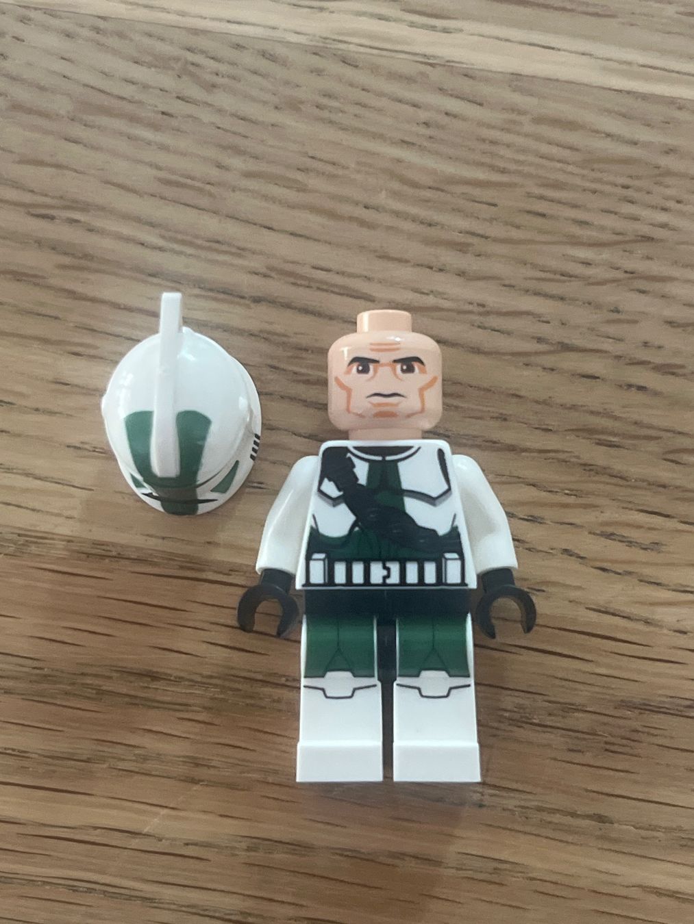 Lego Giocattoli: Lego Star Wars Minifigur Commander Gree – Nuovo (secondo la descrizione) da Wimmis venduto da Aluethi 2