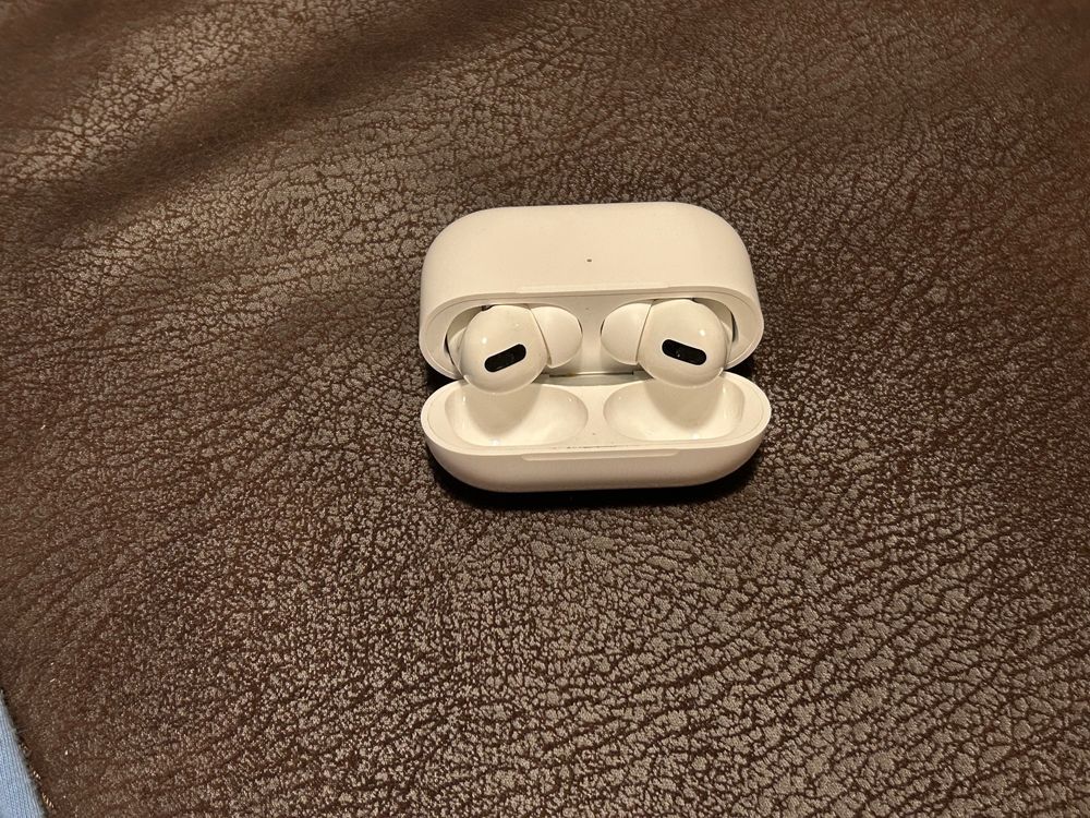 AirPods Pro | Kaufen auf Ricardo