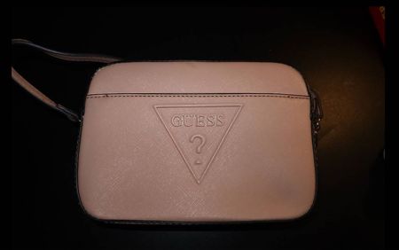 Guess rosa Umhängetasche