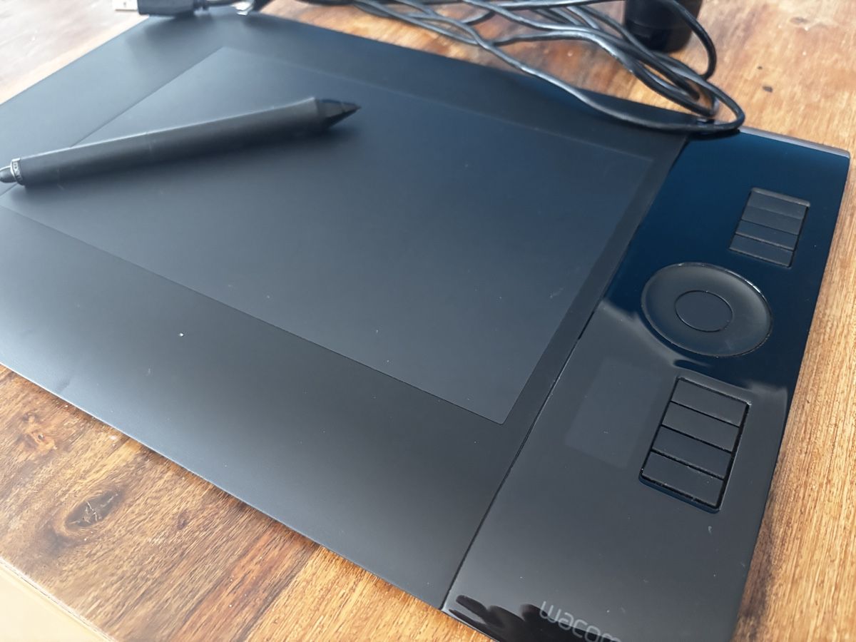 Wacom Tablet PC: Wacom Intuos4 PTK-640 Grafiktablett – Usato da Thun venduto da Gogan 2