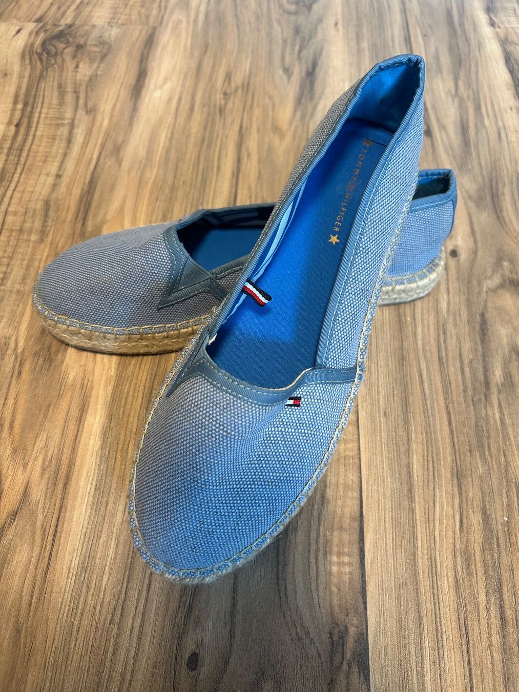 Scarpe da donna: Tommy Hilfiger Espadrilles hellblau Grösse 41 – Nuovo (secondo la descrizione) da Wila venduto da mic_xg2f