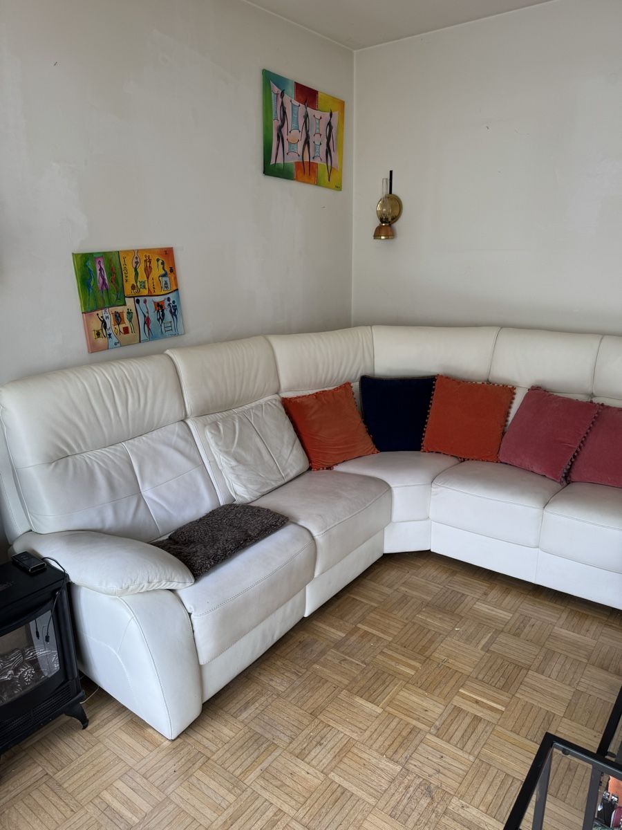Sofas: Ecksofa Leder weiss mit Relaxfunktion gut erhalten – Gebraucht aus Biel/Bienne von Otilla 3