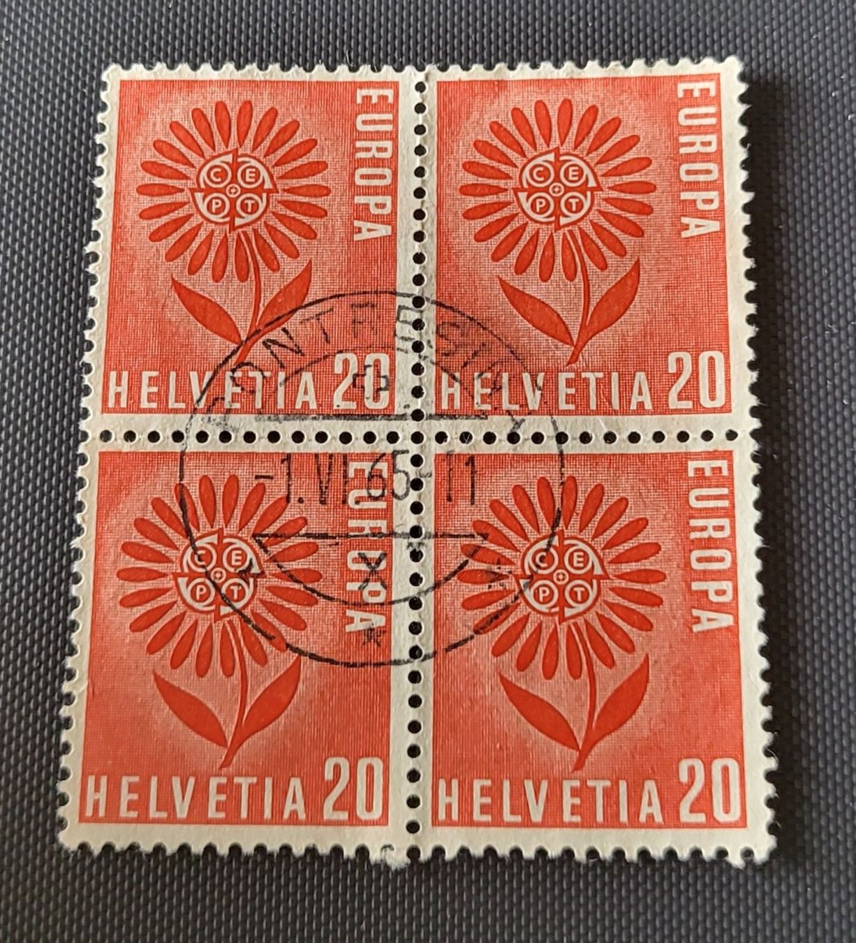 Tutti i francobolli: Viererblock mit Vollstempel Pontresina – Usato da St Gallen venduto da Stampsalshobby
