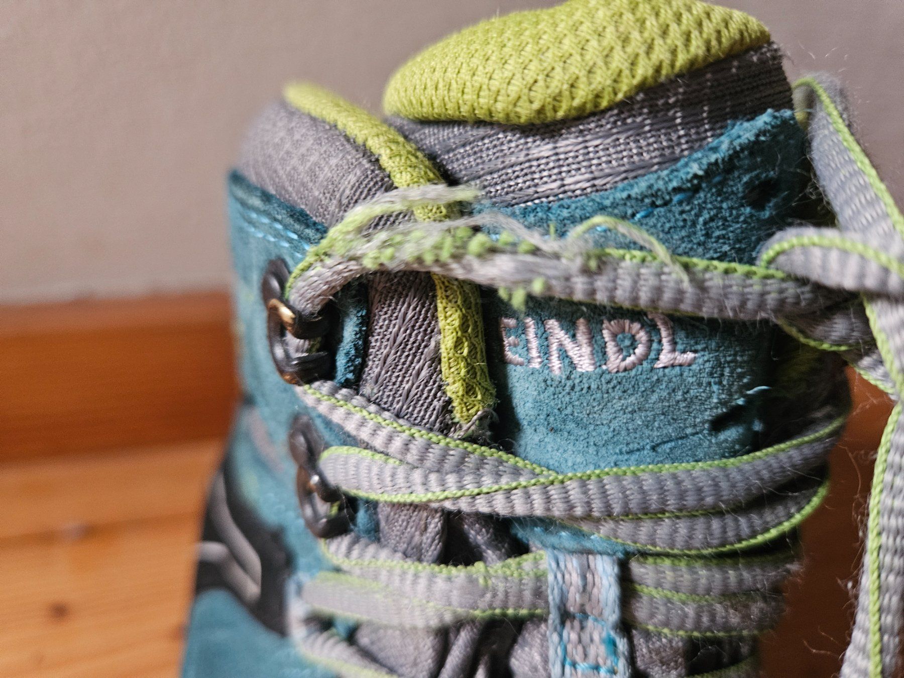 Meindl Scarpe per ragazzi: Meindl Kinder Wanderschuhe 35 wie Lowa – Usato da Rifferswil venduto da fle_5nqr 4