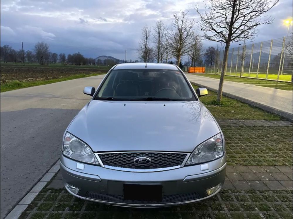 Ford Mondeo 2.5 V6 2