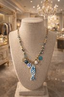 Collana con ciondoli ispirati al mare