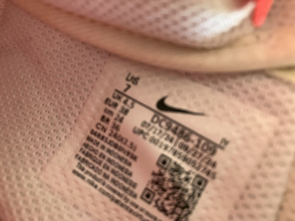 Nike Scarpe da uomo: Nike Air Force 1 '07 Weiss/Rot Grösse 38 – Usato da Winterthur venduto da Felix333 6