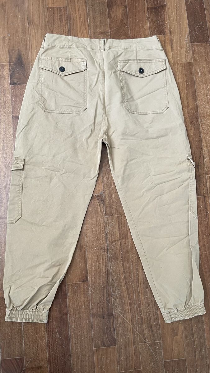 Hosen: Cargohose Gr. 42 Beige Damen – Gebraucht aus Neuenkirch von balani 1